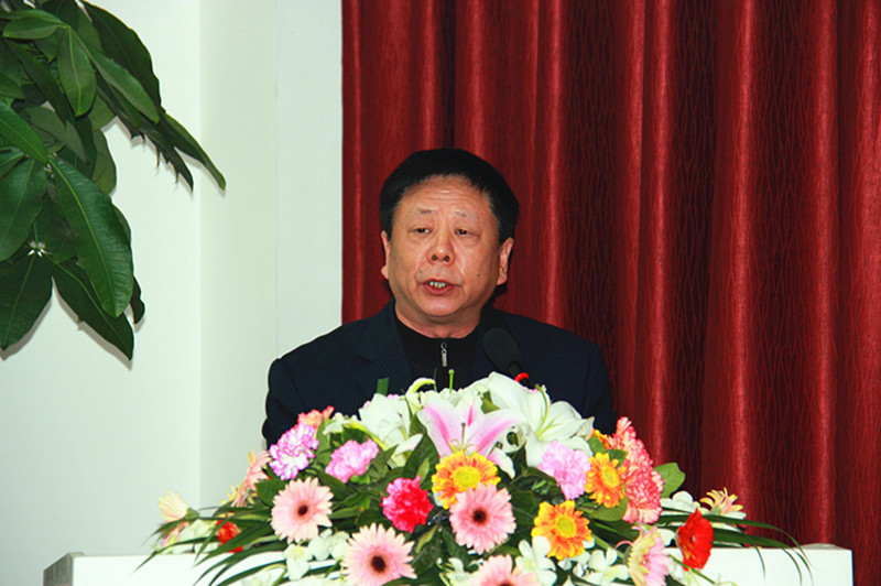 尊龙集团成都公司2012年度总结表扬会