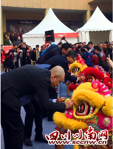华润万象汇完工仪式盛大举行