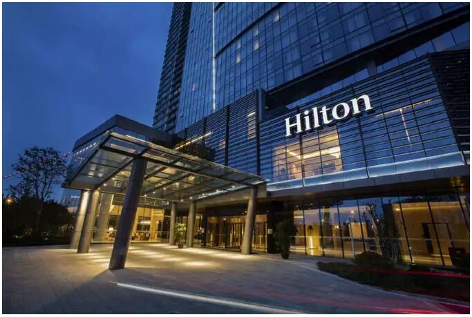 Hello，，，，Hilton！希尔顿旅馆入驻泸州金融商业中心【尊龙集团世纪城】