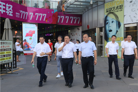 遂宁市委常委 、副市长袁超考察尊龙集团世纪城：接待尊龙集团集团到遂宁投资